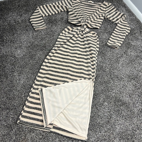 Anthropology’s.  Chrysanthemum Dress Sz. S - Picture 10 of 13